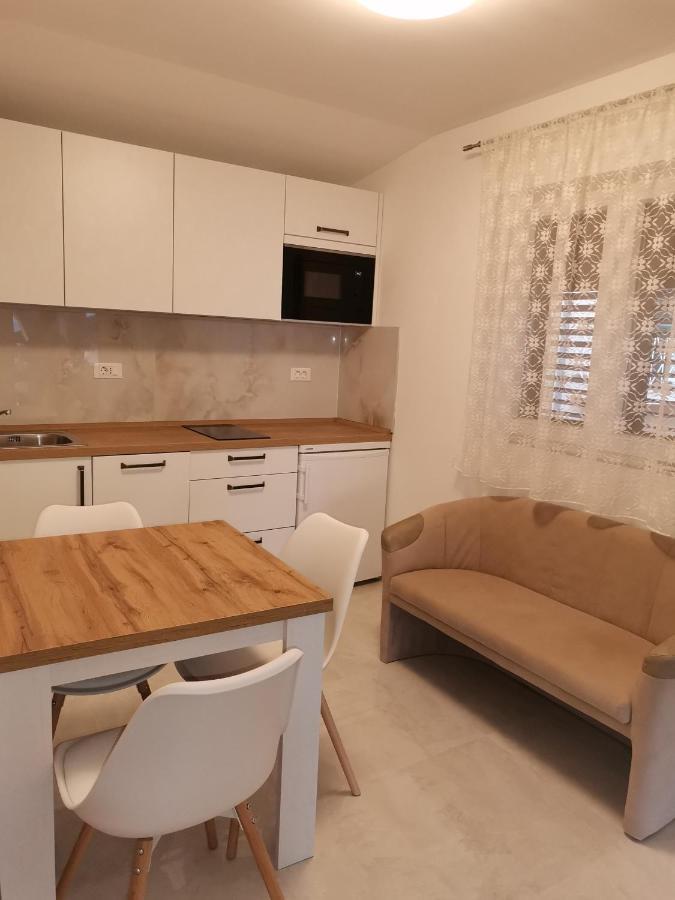 Apartment Luka Makarska Exteriör bild